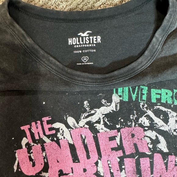 Hollister Live from the Underground Relaxed Print Graphic Baby Tee Medium black - Picture 5 of 6